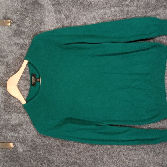 Charter Club Cashmere Kelly Green Long Sleeve Sweater Holiday Christmas Size S - Picture 2 of 9